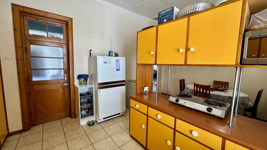 4 Bedroom Property for Sale in Lochnerhof Western Cape